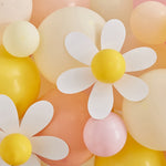 Daisy Balloon Garland Kit