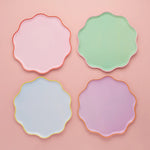 Wavy Bright Plates (8 pack)