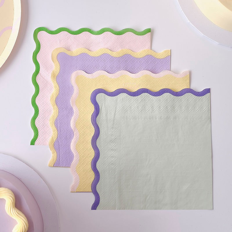 Wavy Pastel Napkins (16 pack)