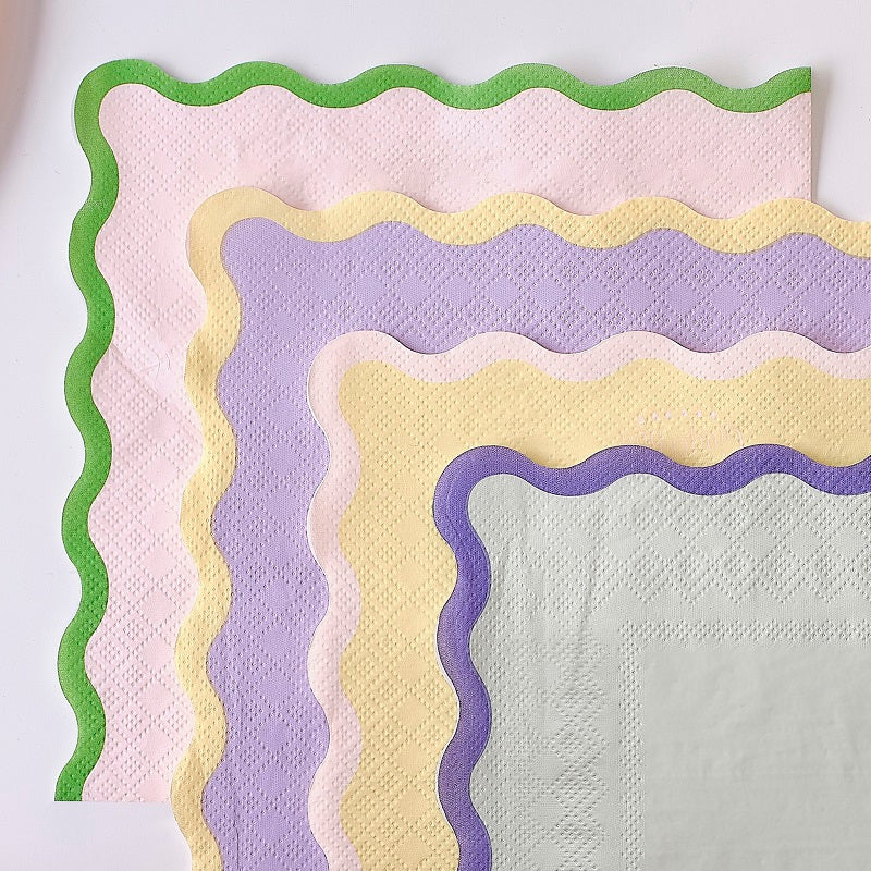 Wavy Pastel Napkins (16 pack)