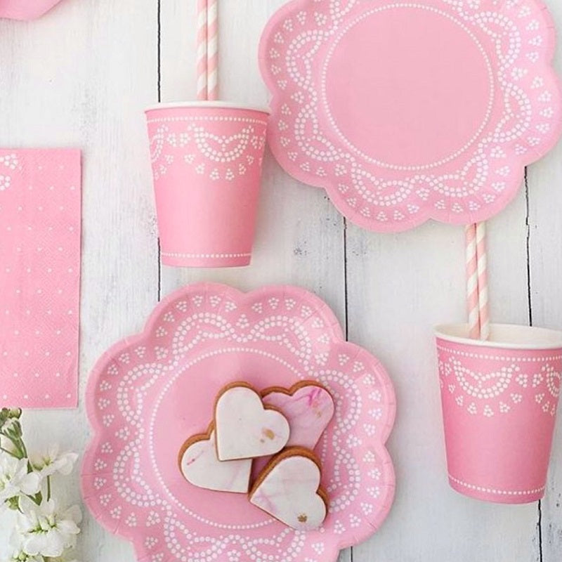 Pink Lovely Lace Cups (10 pack)