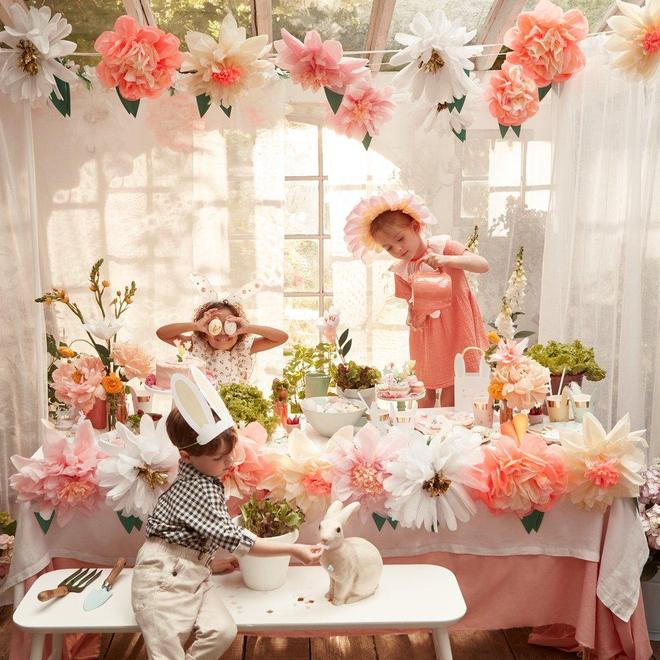 Giant Paper Flower Garden Garland